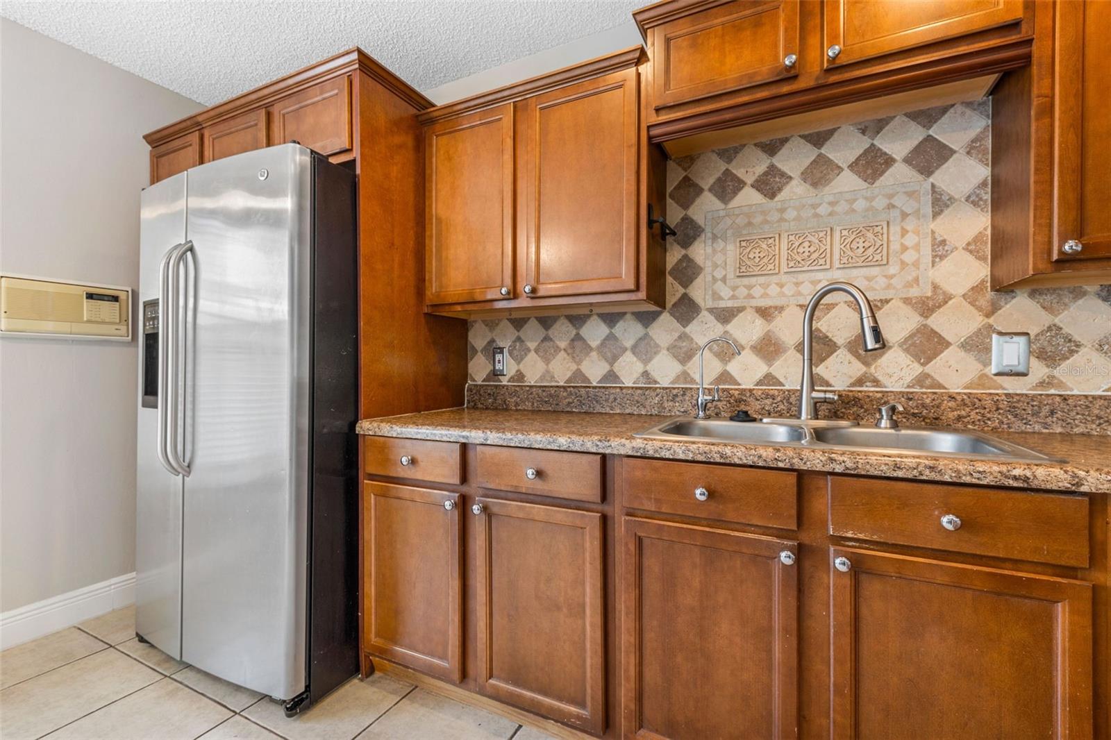 Image 9 of 36 For 682 Ascot Circle