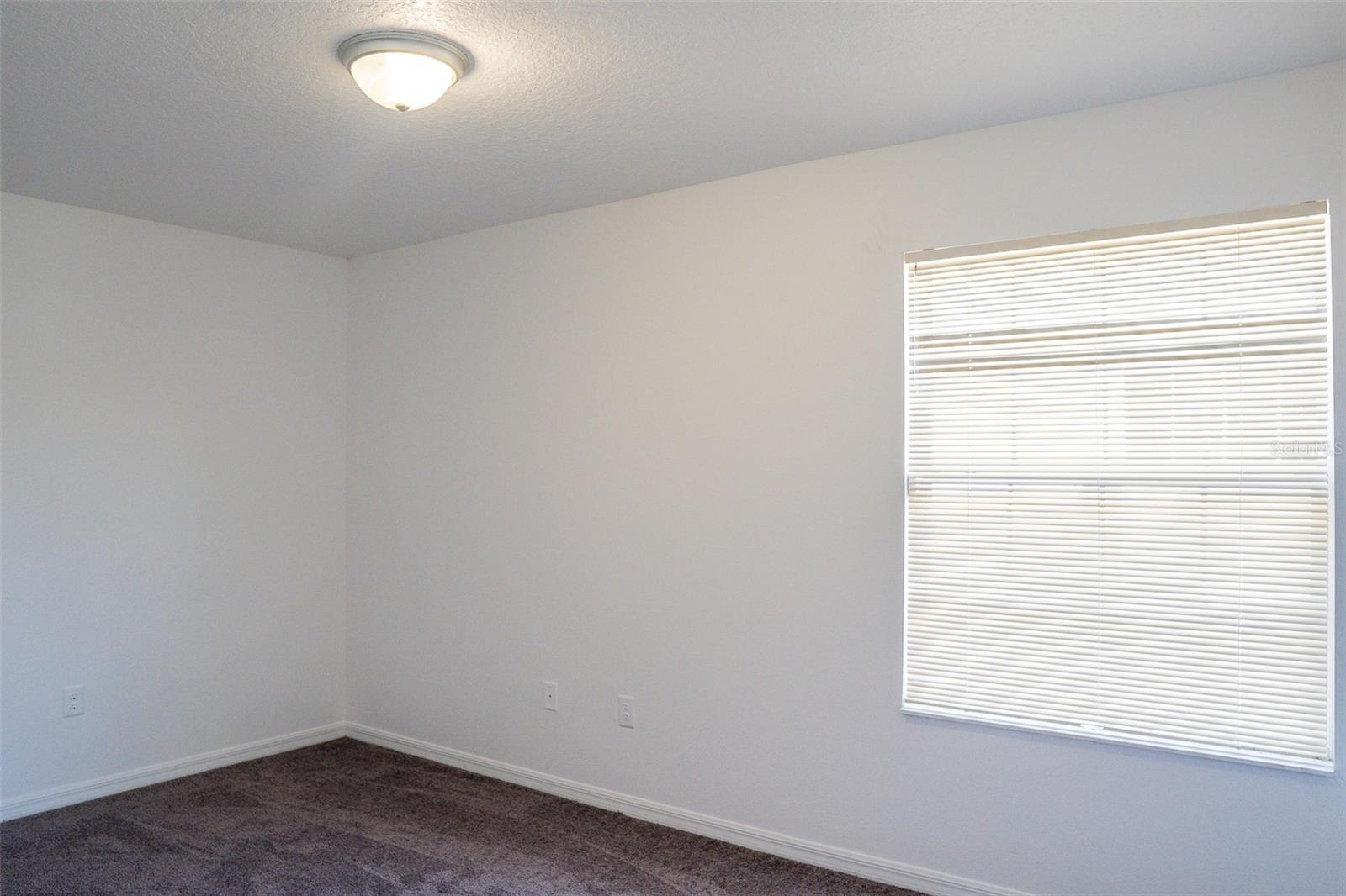 Image 12 of 17 For 4621 College Drive