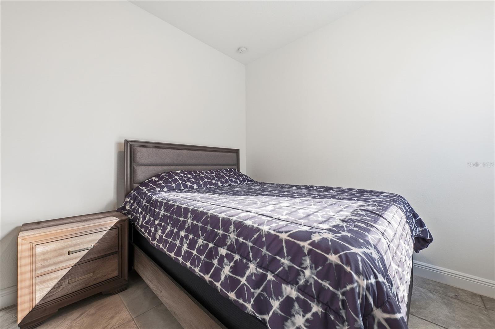 Image 18 of 27 For 14388 45th Circle