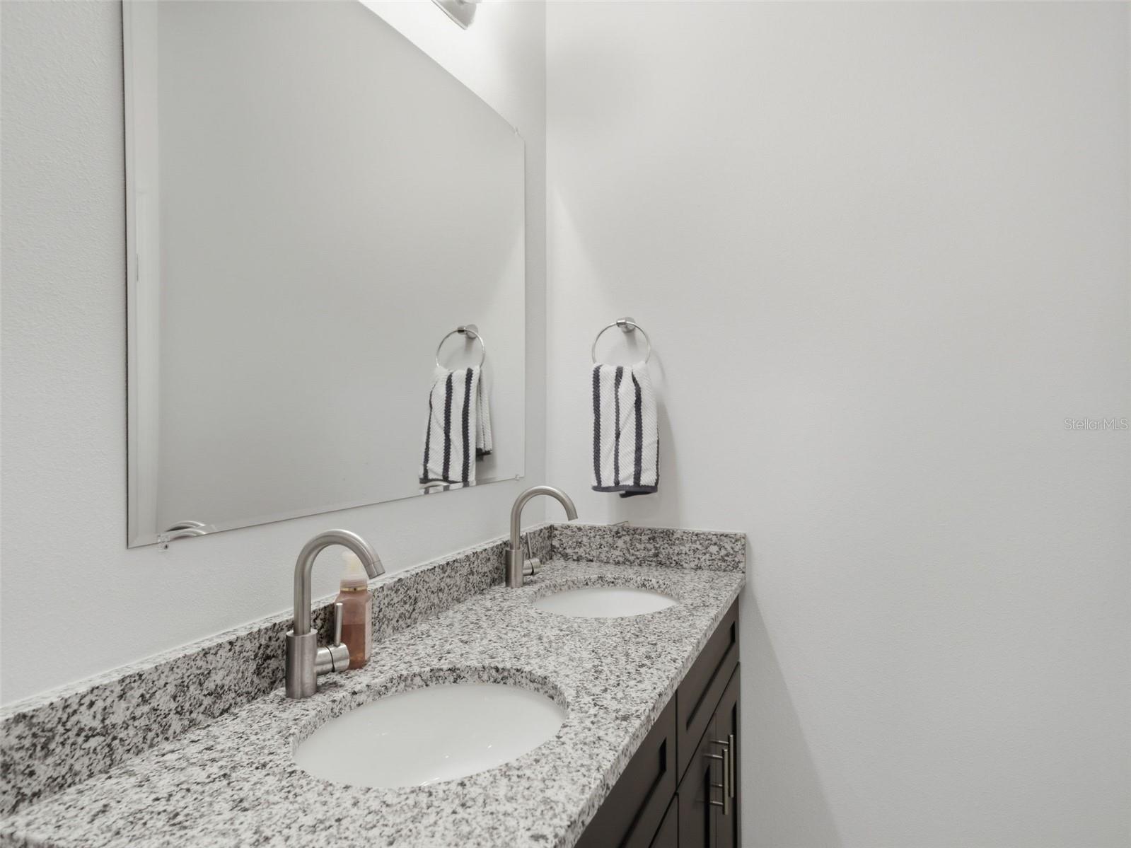 Image 22 of 27 For 14388 45th Circle