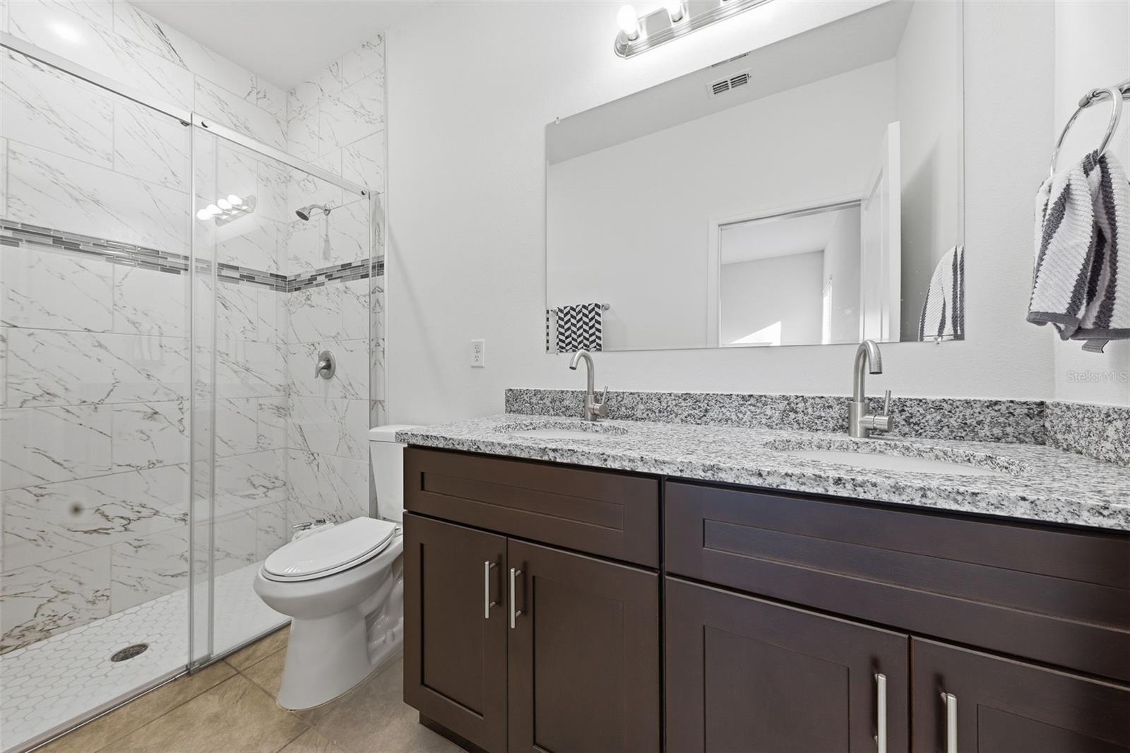 Image 23 of 27 For 14388 45th Circle