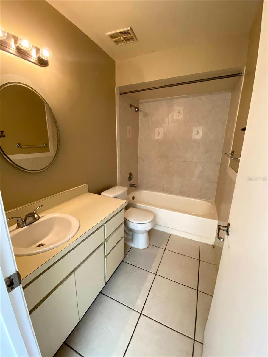 Image 17 of 19 For 755 Golden Sunshine Circle