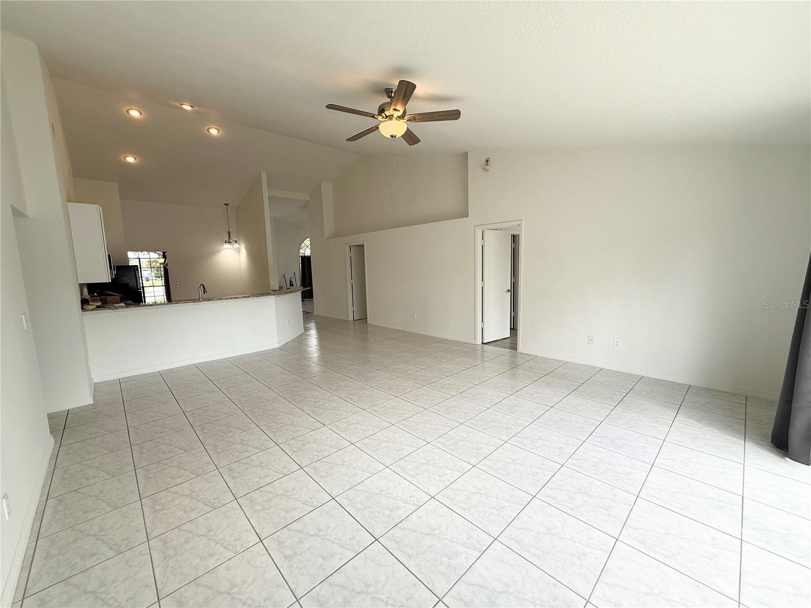 Image 13 of 36 For 2401 Rolling Broak Drive