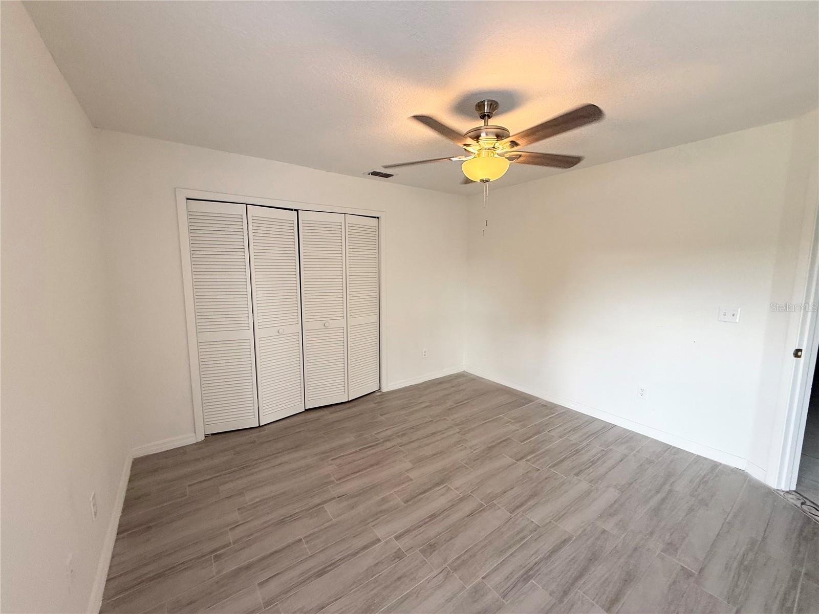 Image 30 of 36 For 2401 Rolling Broak Drive