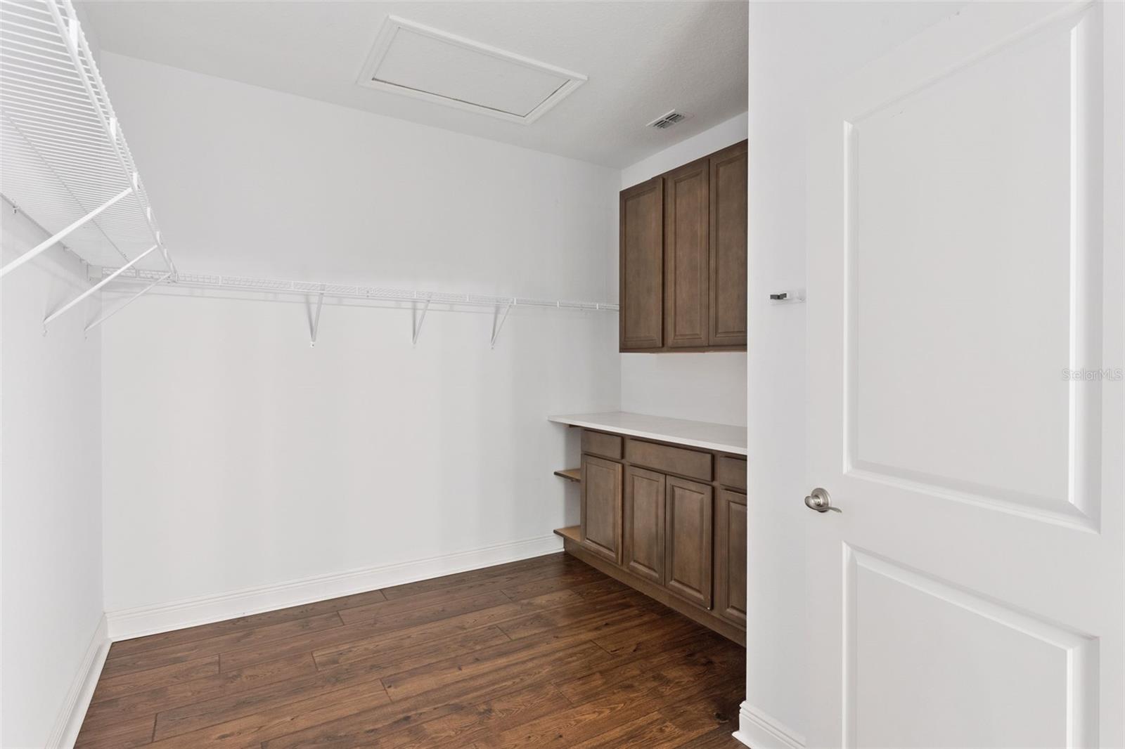 Image 26 of 43 For 7043 Nemours Parkway