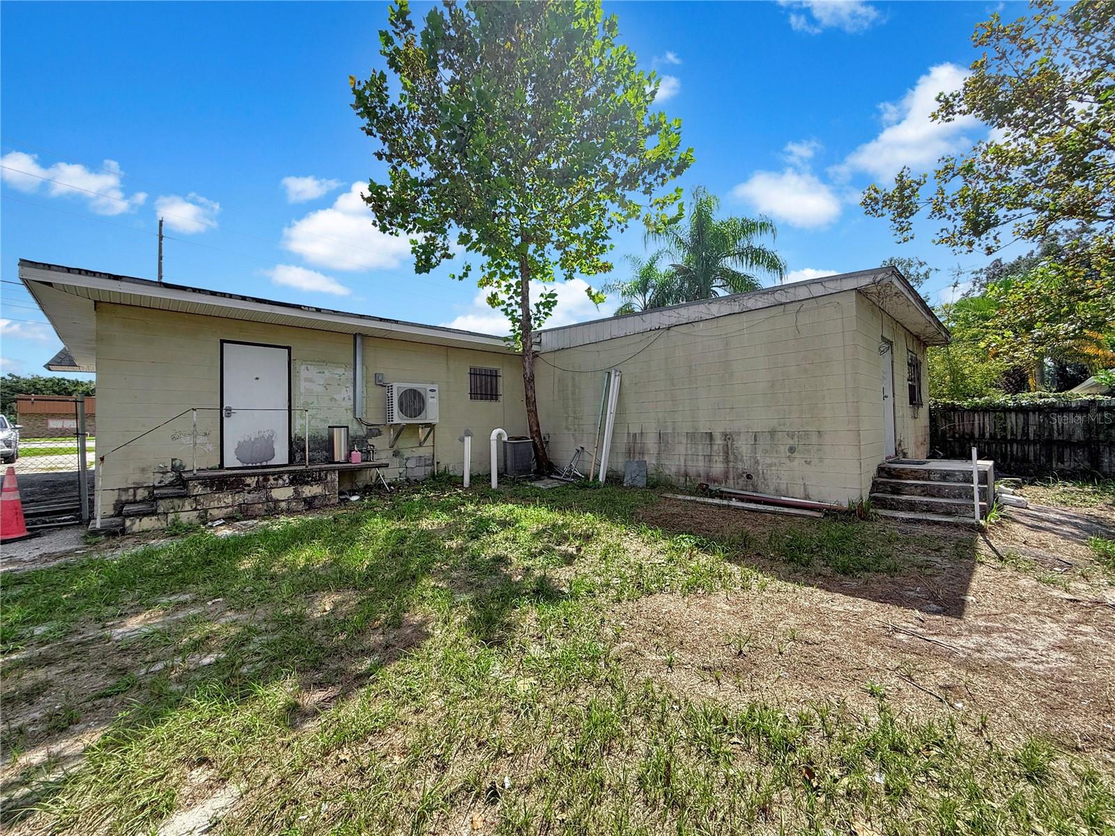 Image 2 of 11 For 1130 Ronald Reagan Boulevard