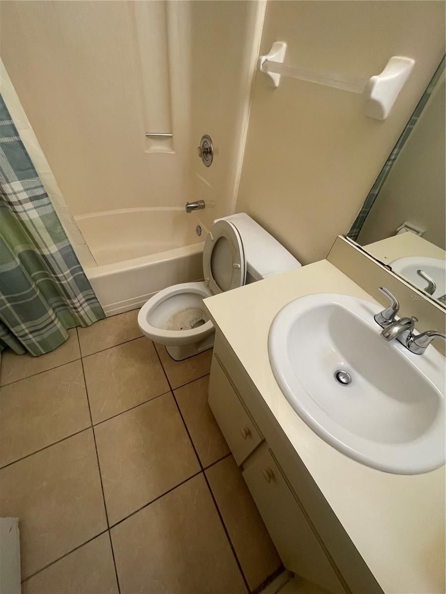 Image 19 of 20 For 168 Windtree Lane 203