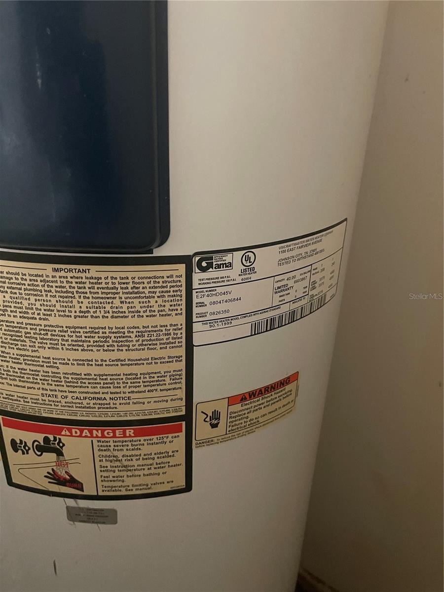 Image 4 of 20 For 168 Windtree Lane 203