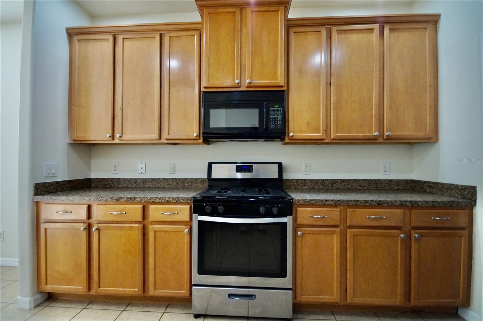 Image 16 of 21 For 9126 Leeland Archer Boulevard