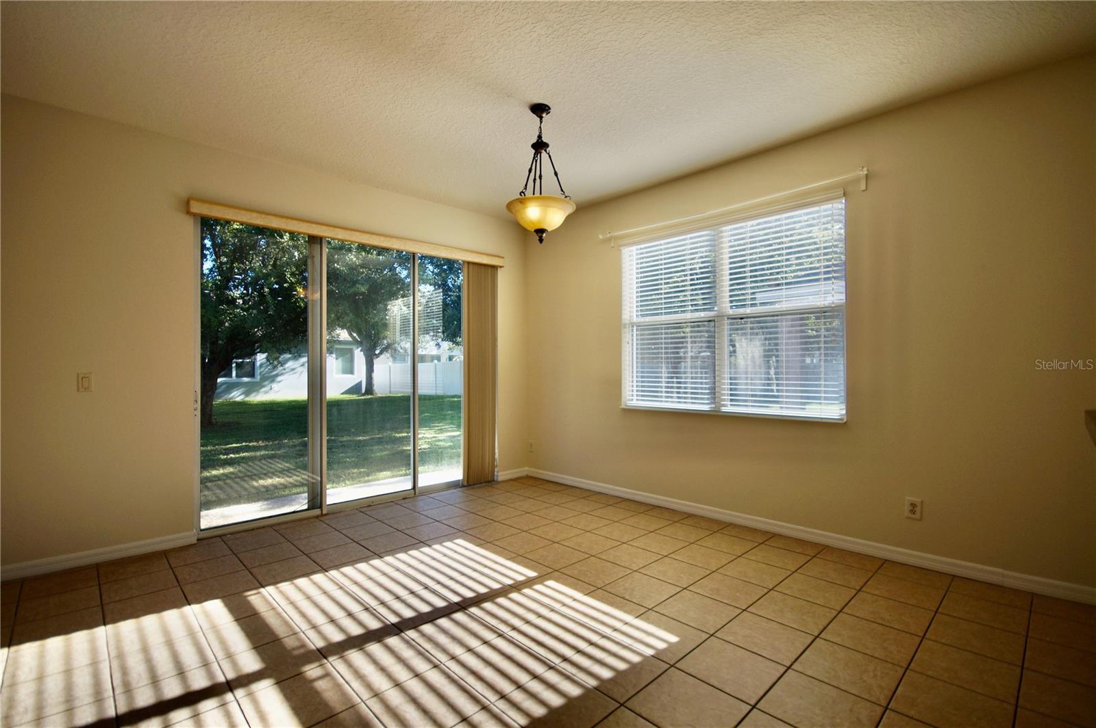 Image 17 of 21 For 9126 Leeland Archer Boulevard