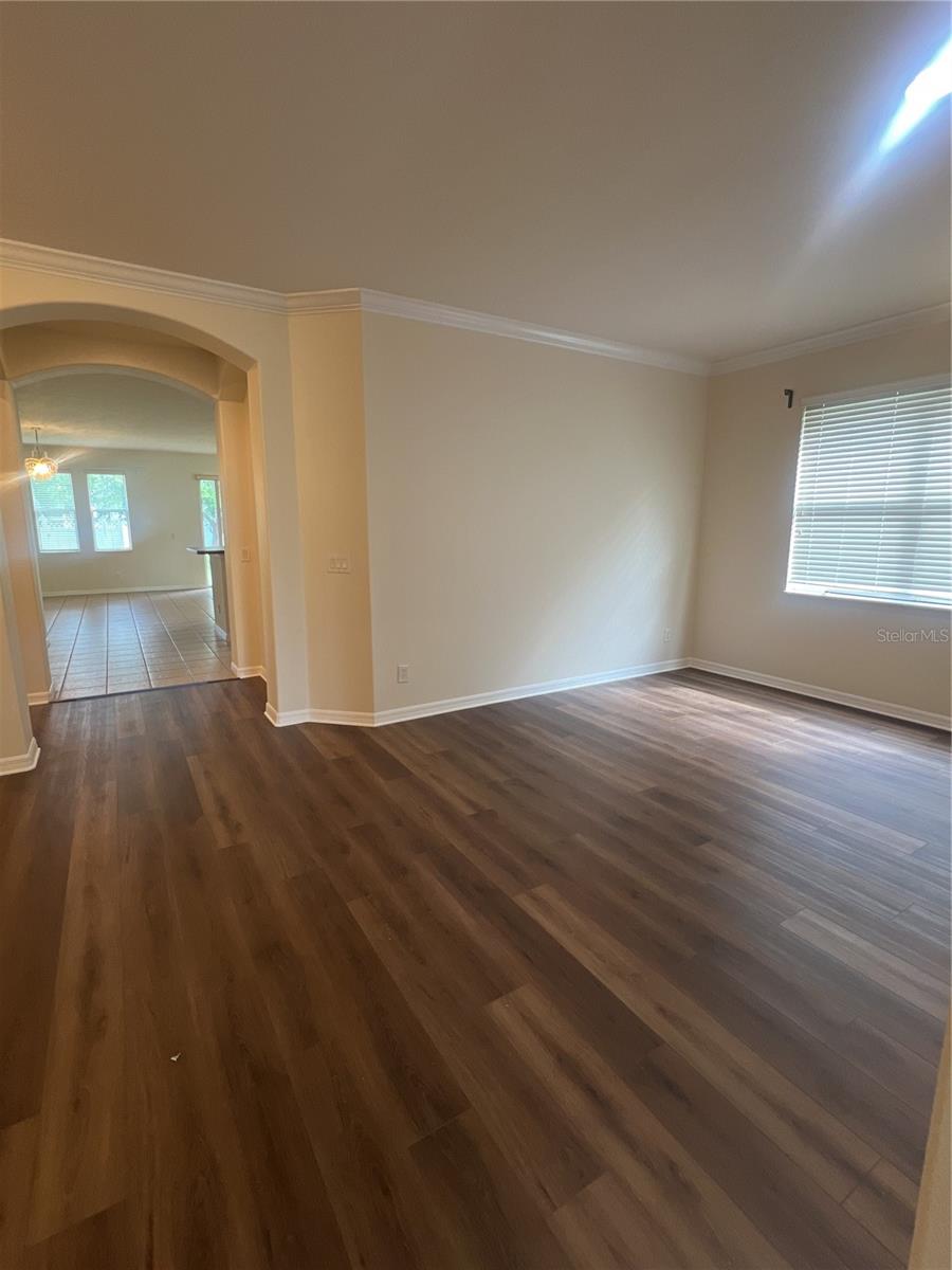 Image 8 of 21 For 9126 Leeland Archer Boulevard