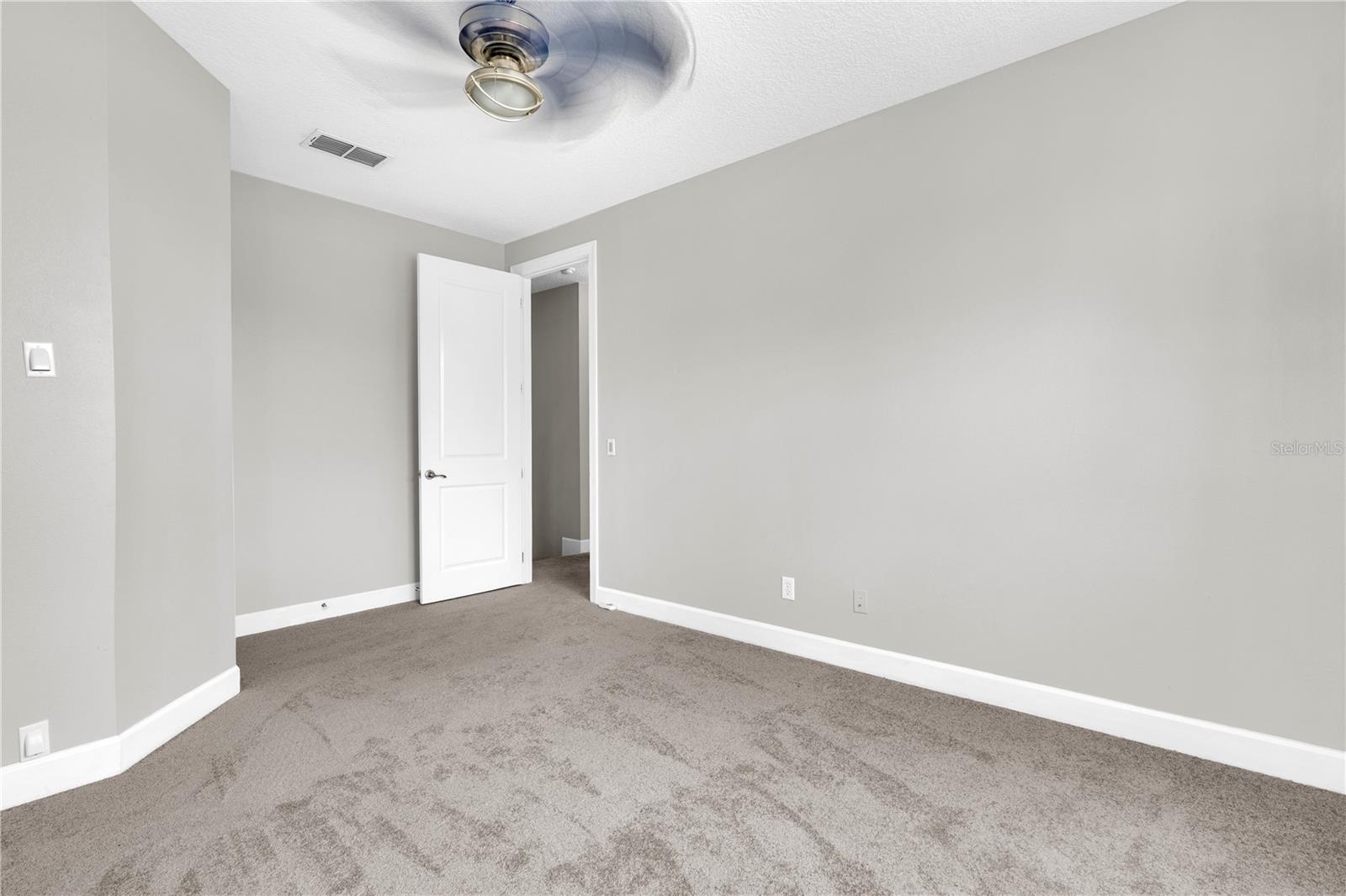 Image 65 of 94 For 1222 Roycroft Ave Avenue