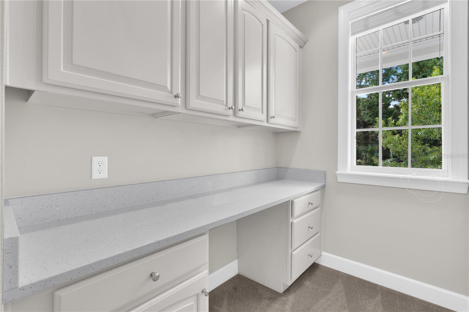 Image 66 of 94 For 1222 Roycroft Ave Avenue