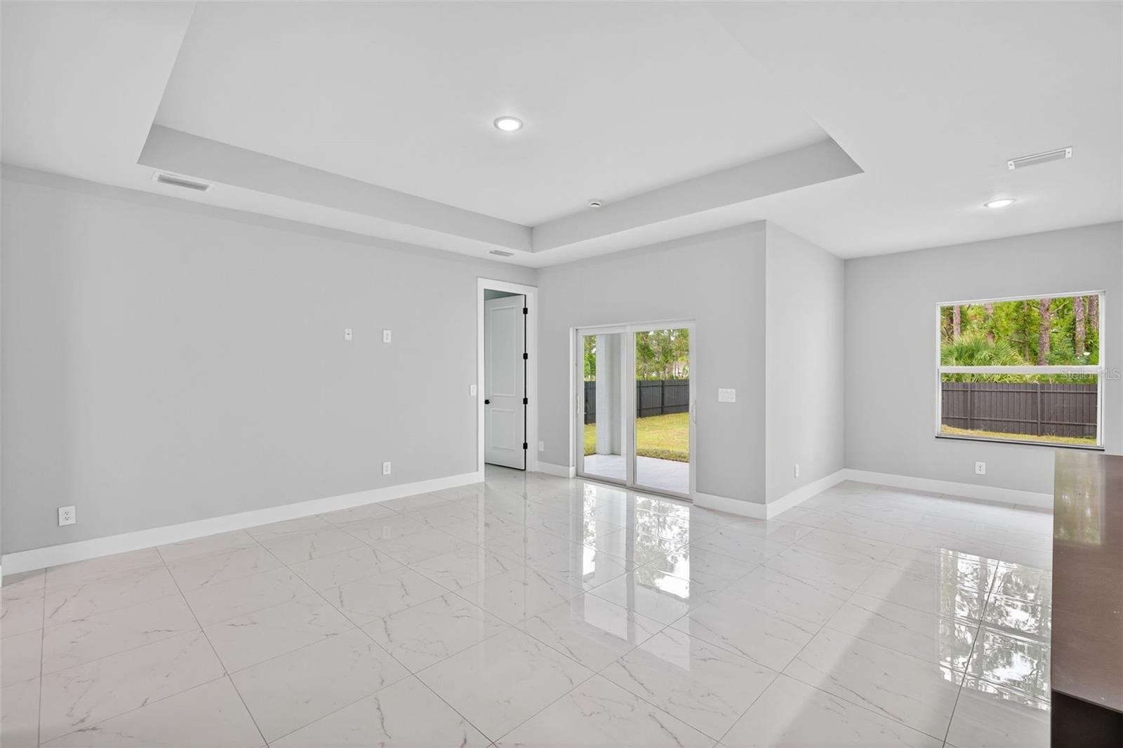 Image 12 of 31 For 2810 39th Street W