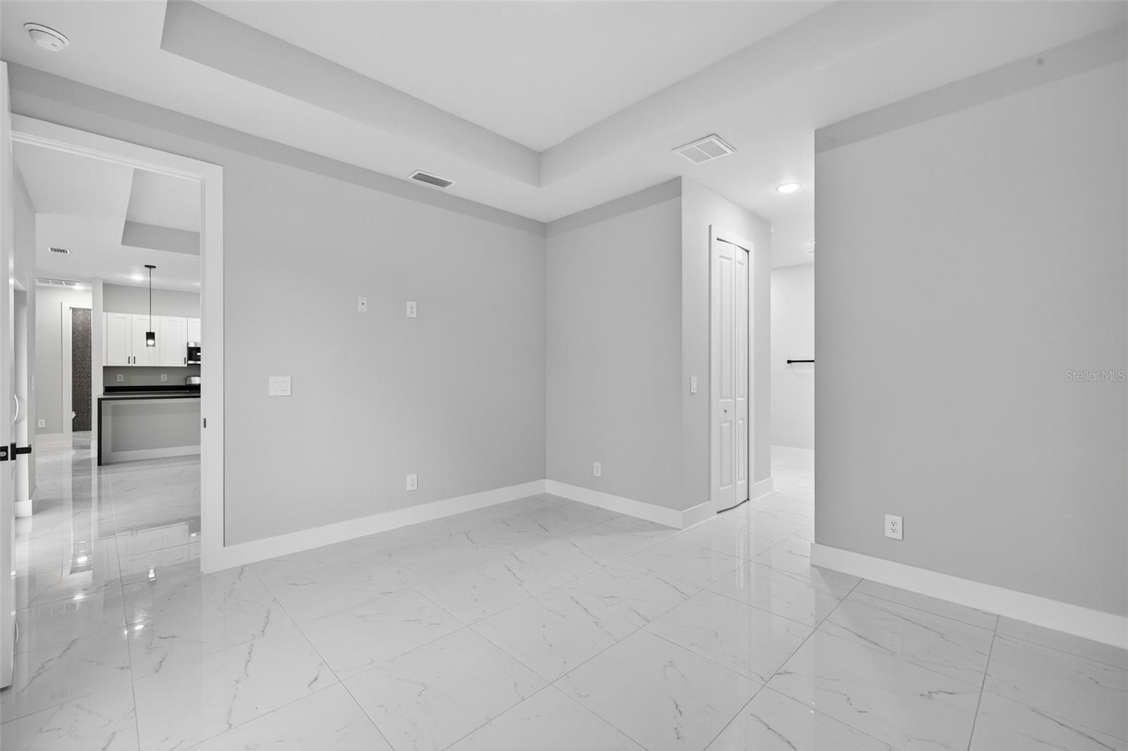 Image 16 of 31 For 2810 39th Street W