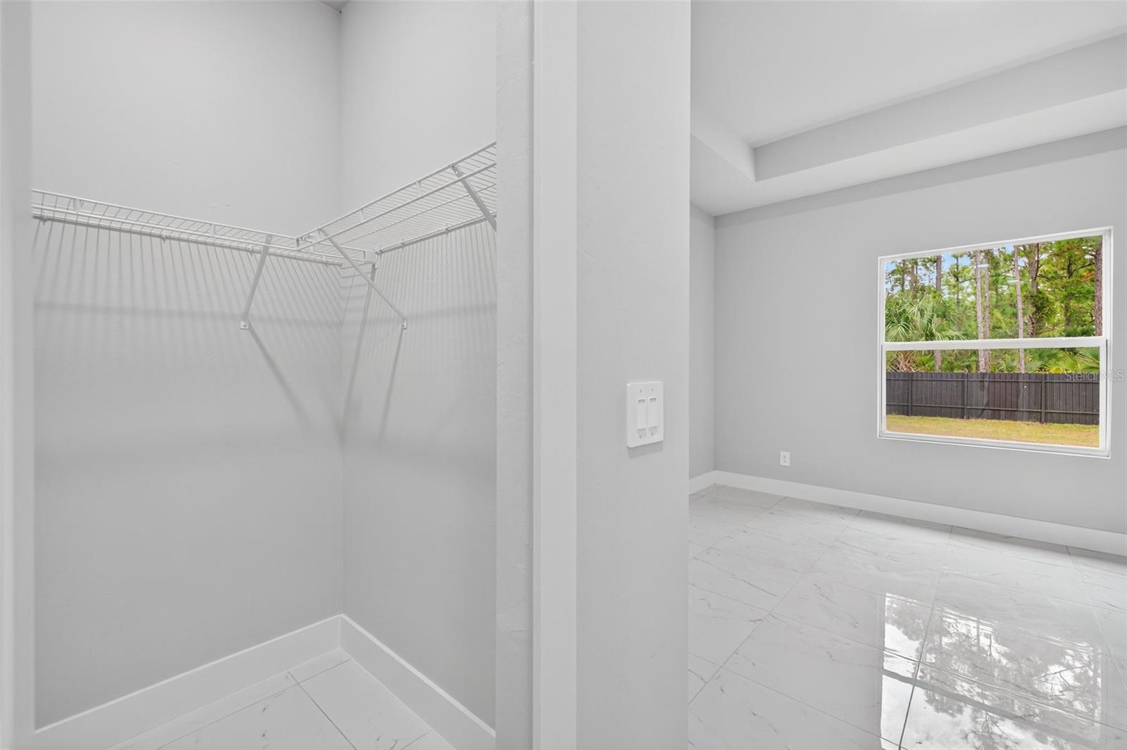 Image 27 of 31 For 2810 39th Street W