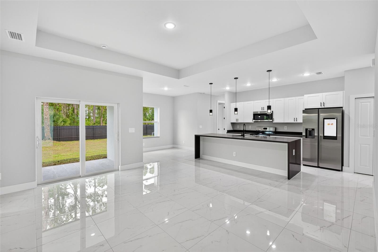 Image 3 of 31 For 2810 39th Street W