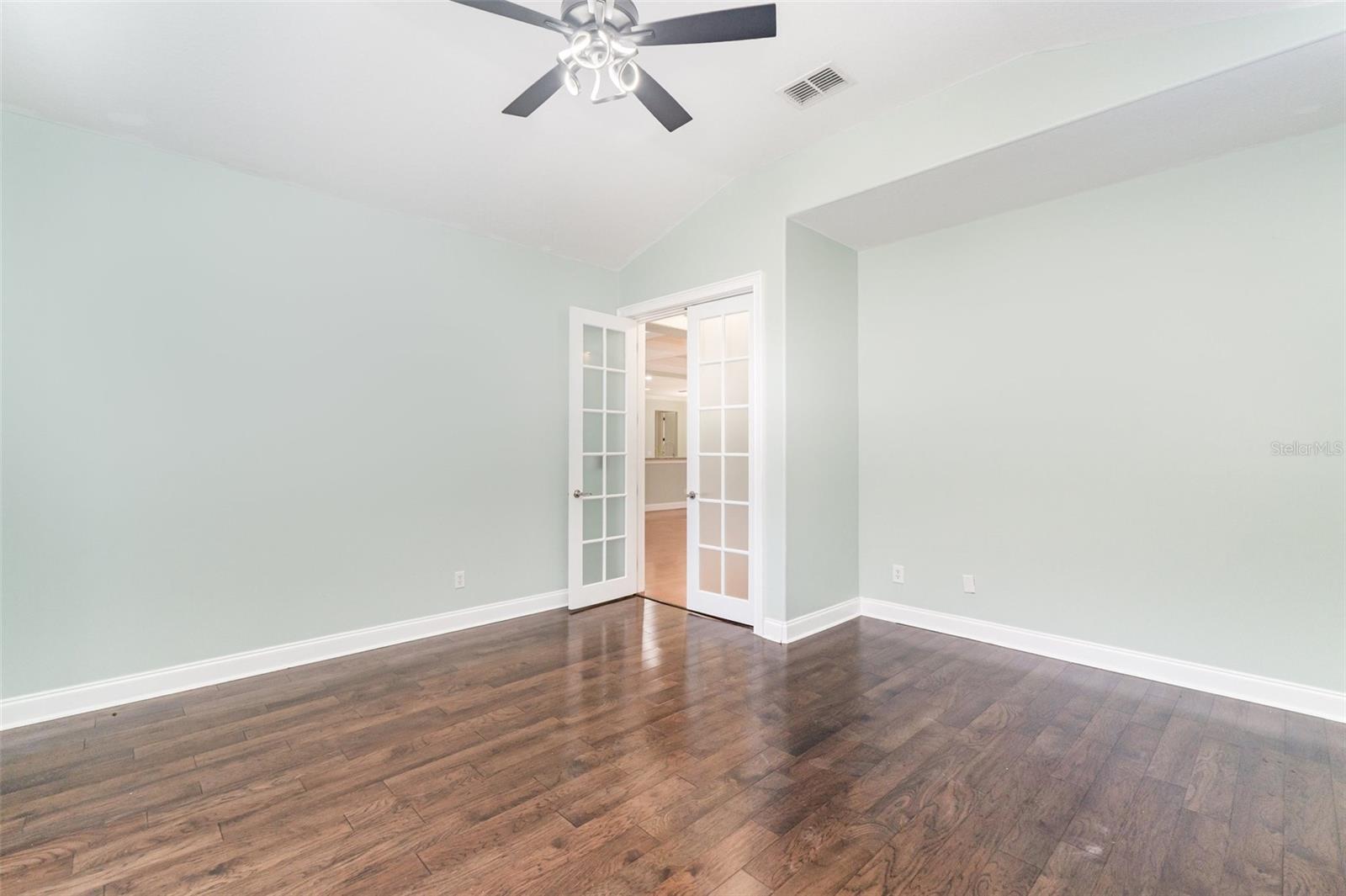 Image 13 of 34 For 8778 59th Terrace