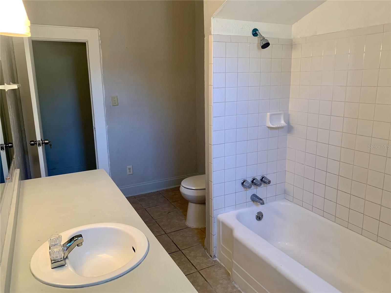 Image 17 of 22 For 1212 25th Avenue A