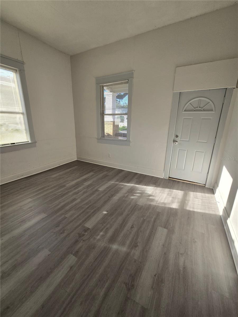 Image 9 of 22 For 1212 25th Avenue A