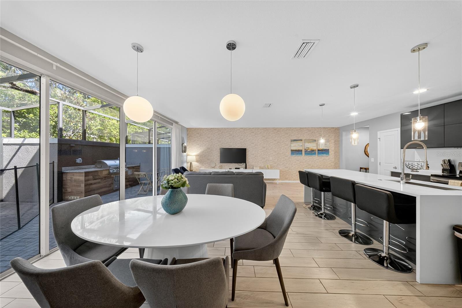 Image 12 of 60 For 4433 Le Reve Court