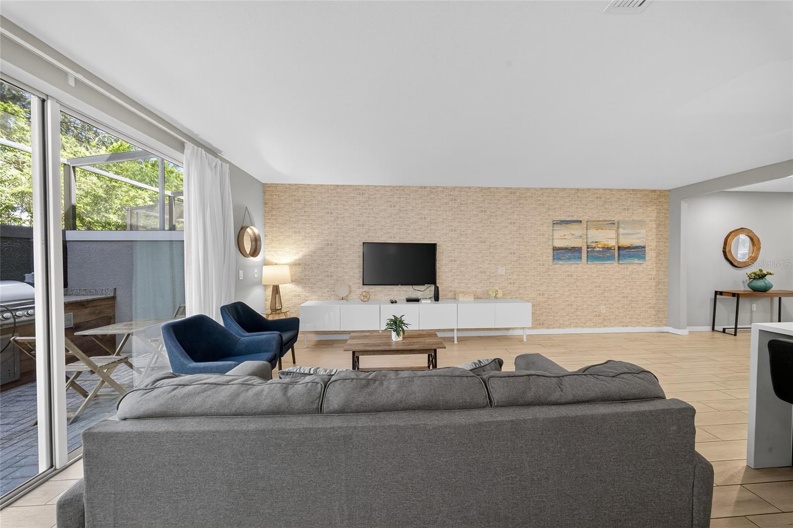 Image 17 of 60 For 4433 Le Reve Court