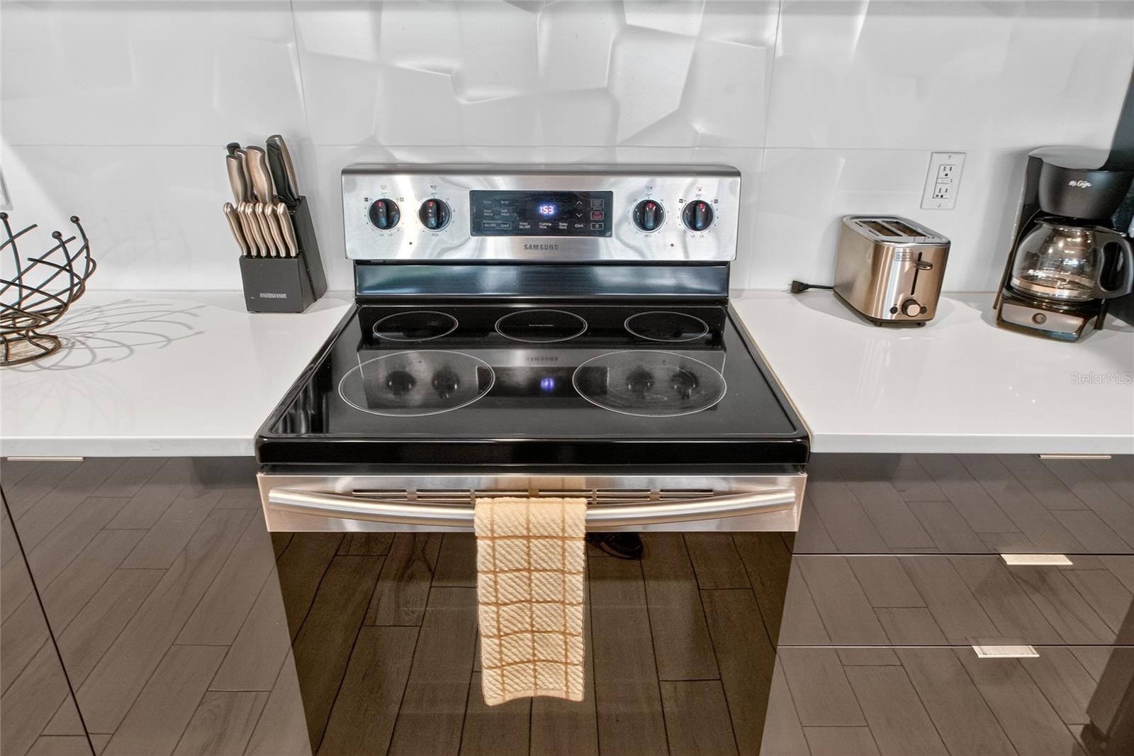 Image 23 of 60 For 4433 Le Reve Court