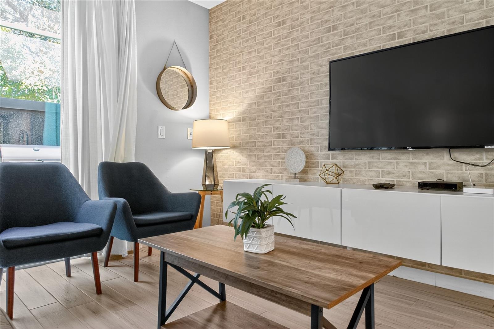 Image 27 of 60 For 4433 Le Reve Court