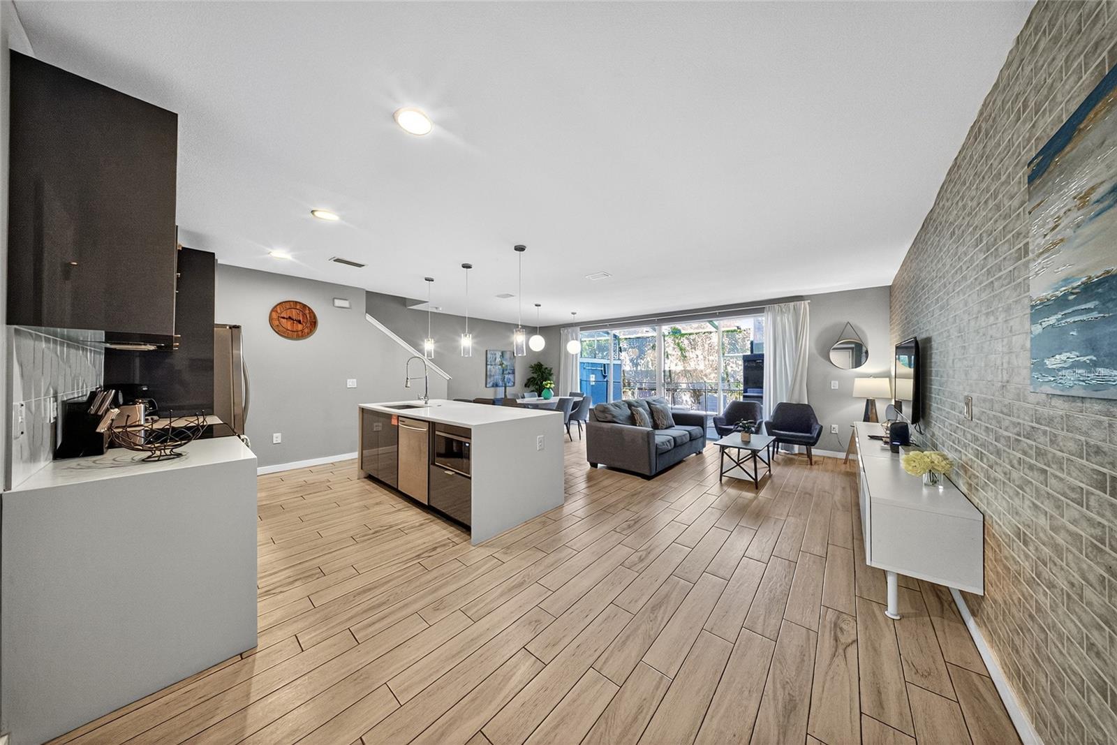 Image 6 of 60 For 4433 Le Reve Court