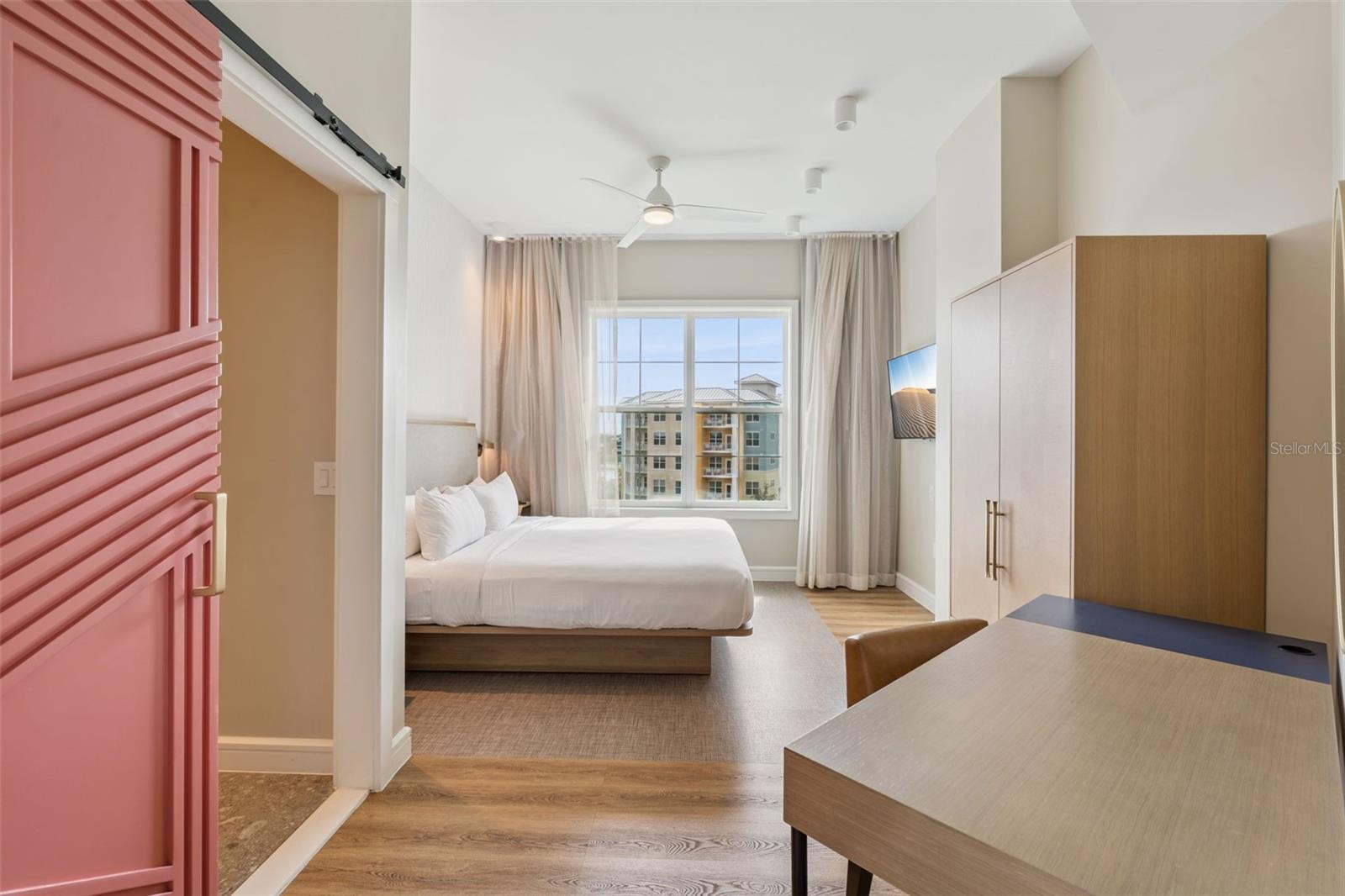 Image 12 of 33 For 3151 Sunset Walk Drive 414