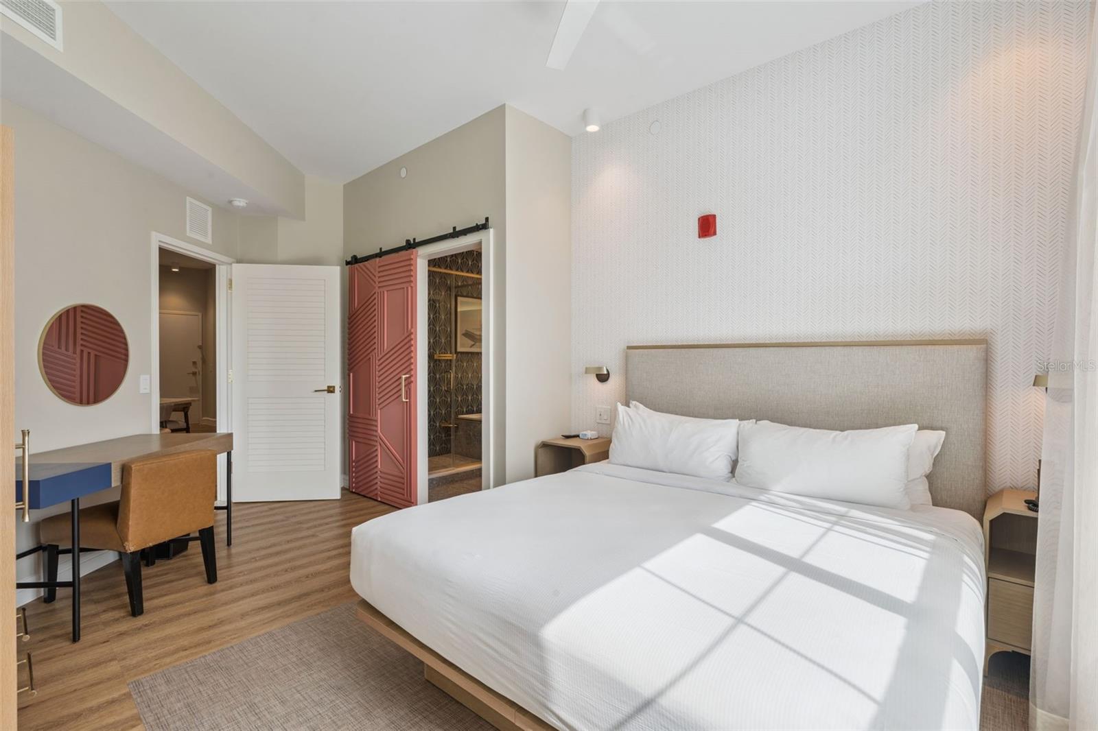 Image 14 of 33 For 3151 Sunset Walk Drive 414