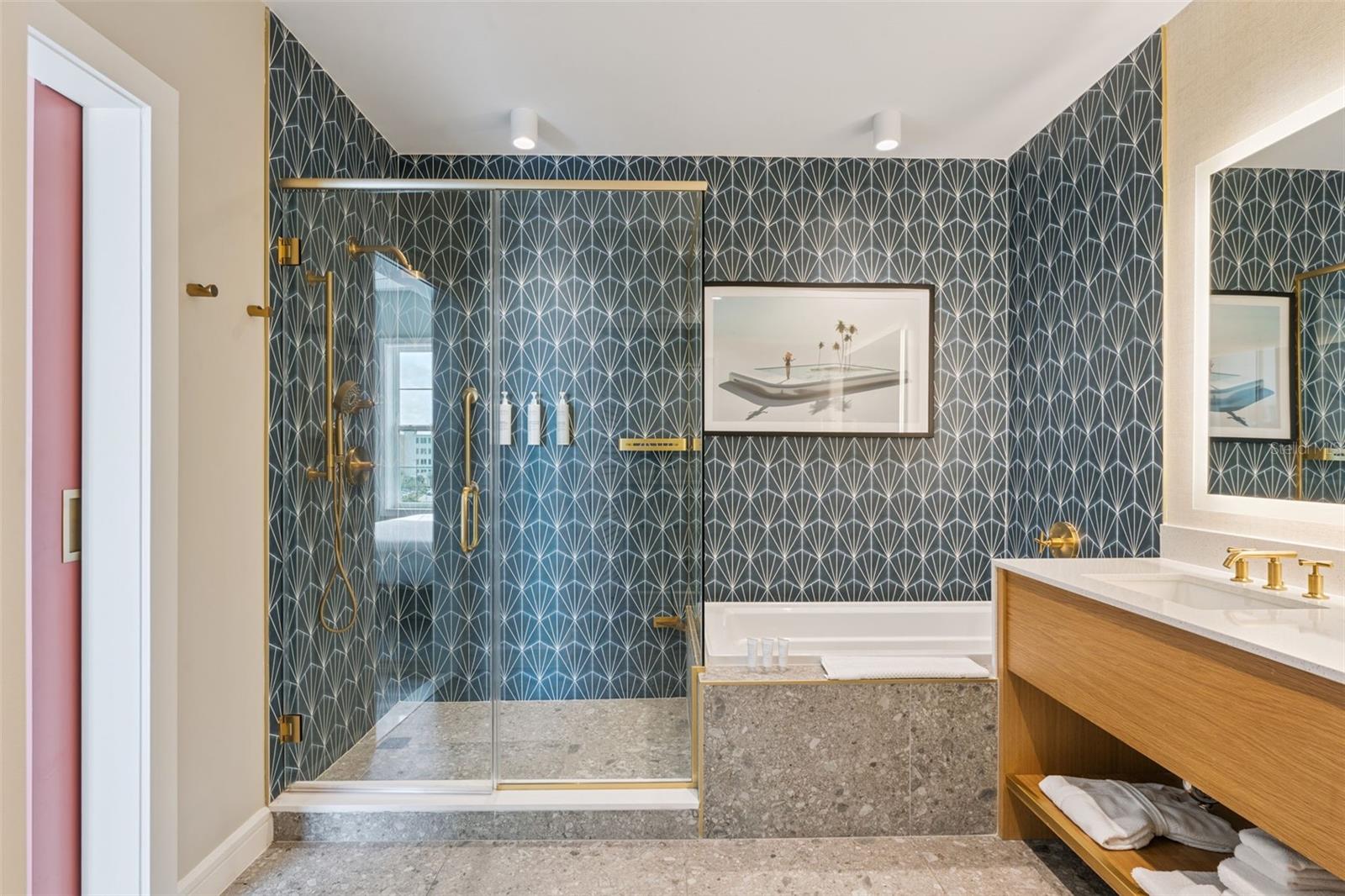 Image 19 of 33 For 3151 Sunset Walk Drive 414