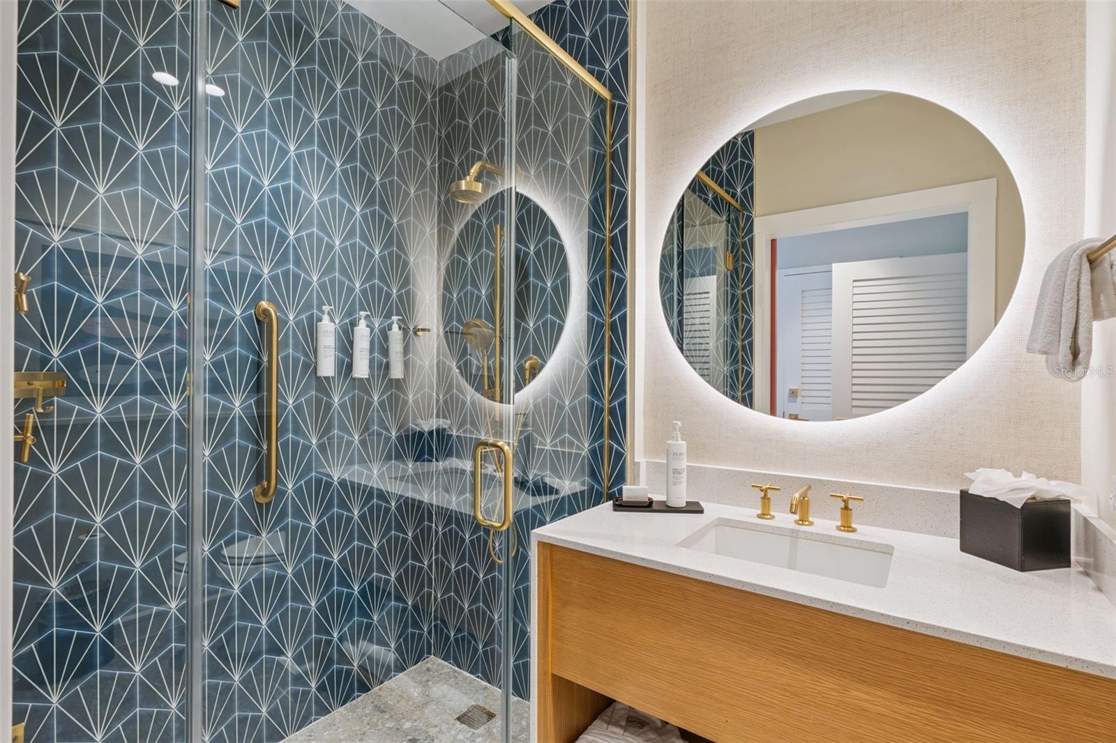 Image 20 of 33 For 3151 Sunset Walk Drive 414