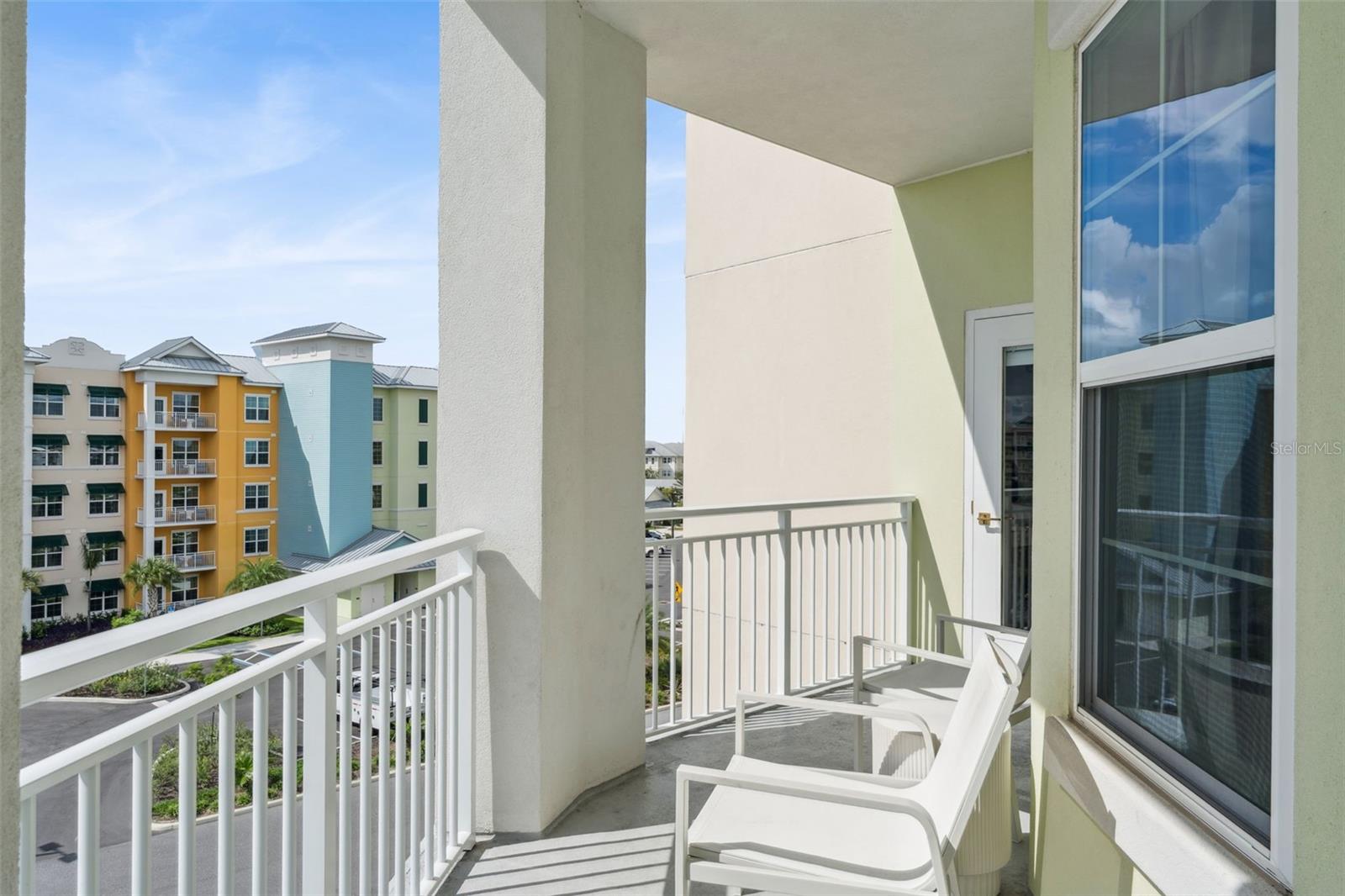 Image 21 of 33 For 3151 Sunset Walk Drive 414