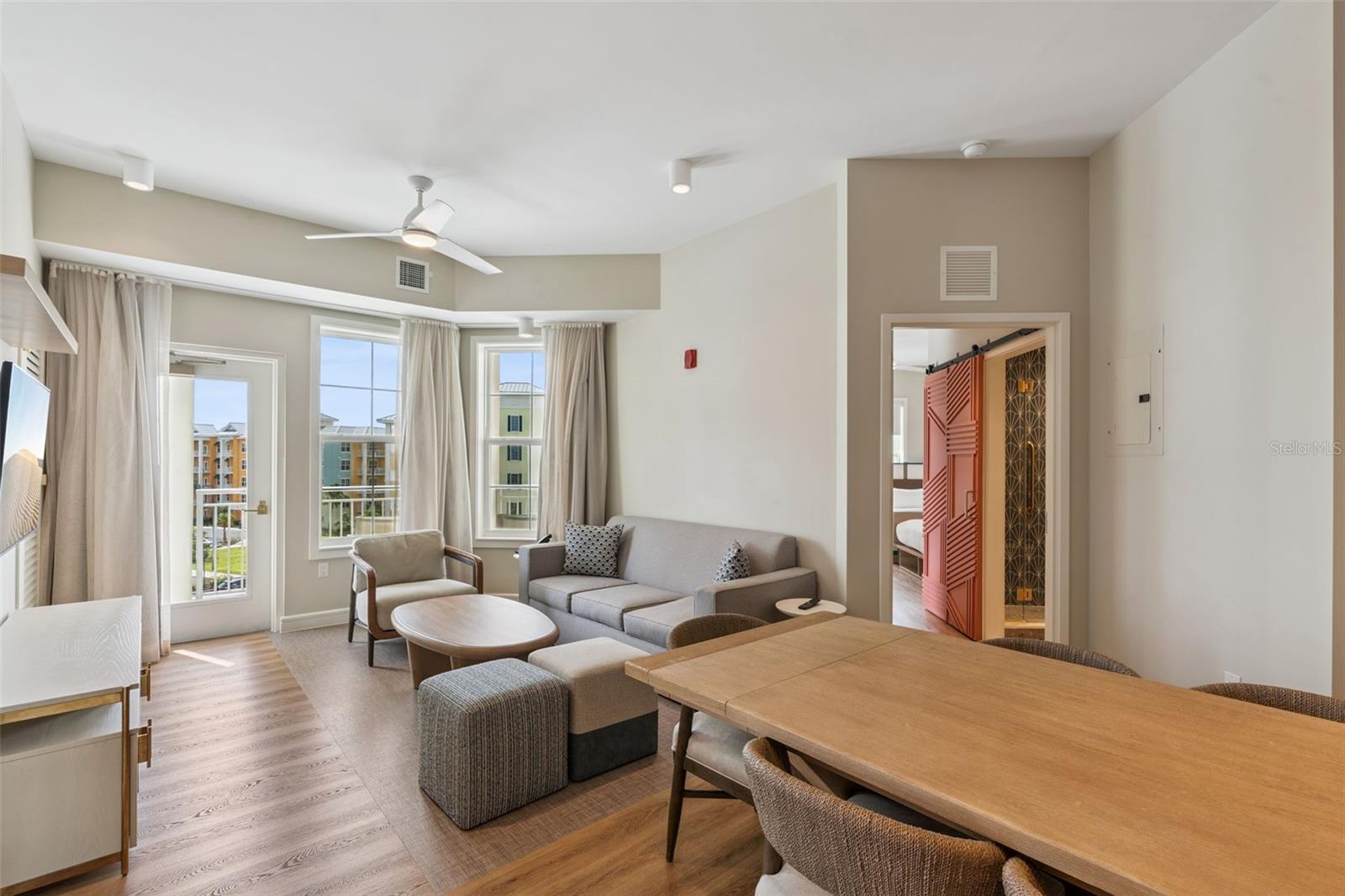 Image 30 of 33 For 3151 Sunset Walk Drive 414