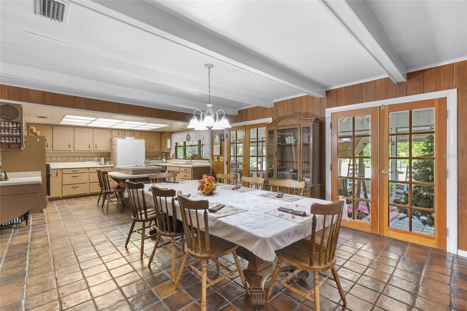Image 12 of 63 For 435 Orange Avenue