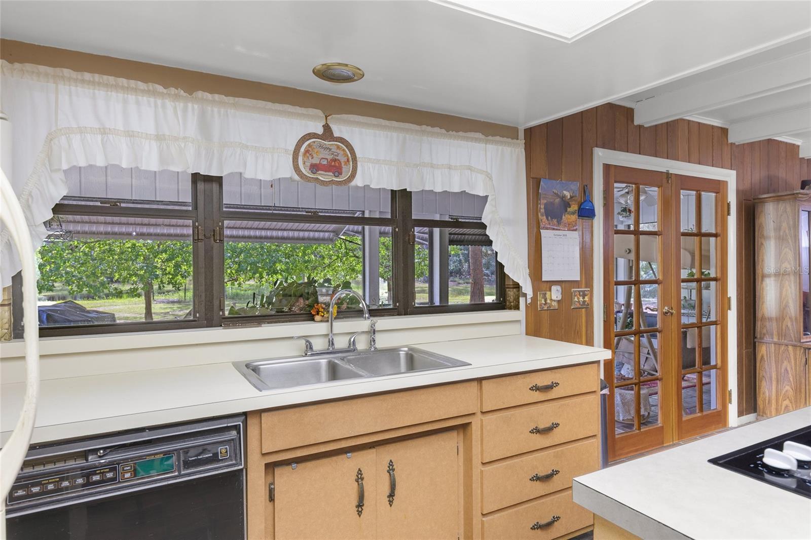 Image 14 of 63 For 435 Orange Avenue