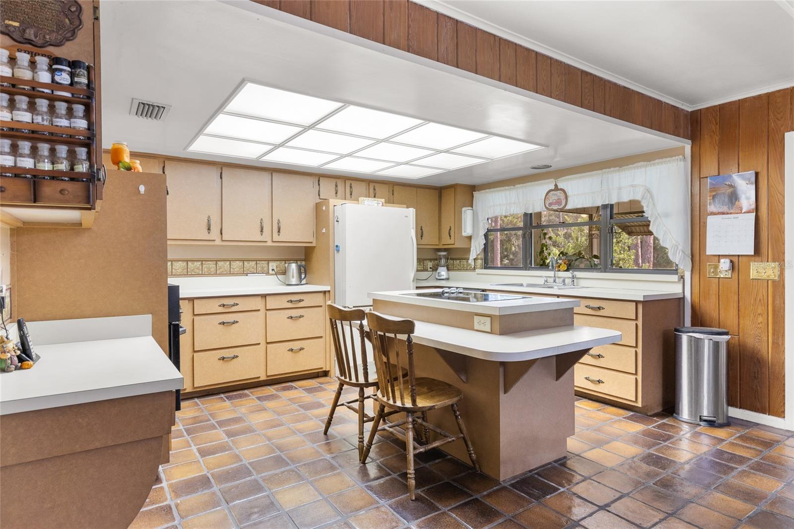 Image 17 of 63 For 435 Orange Avenue