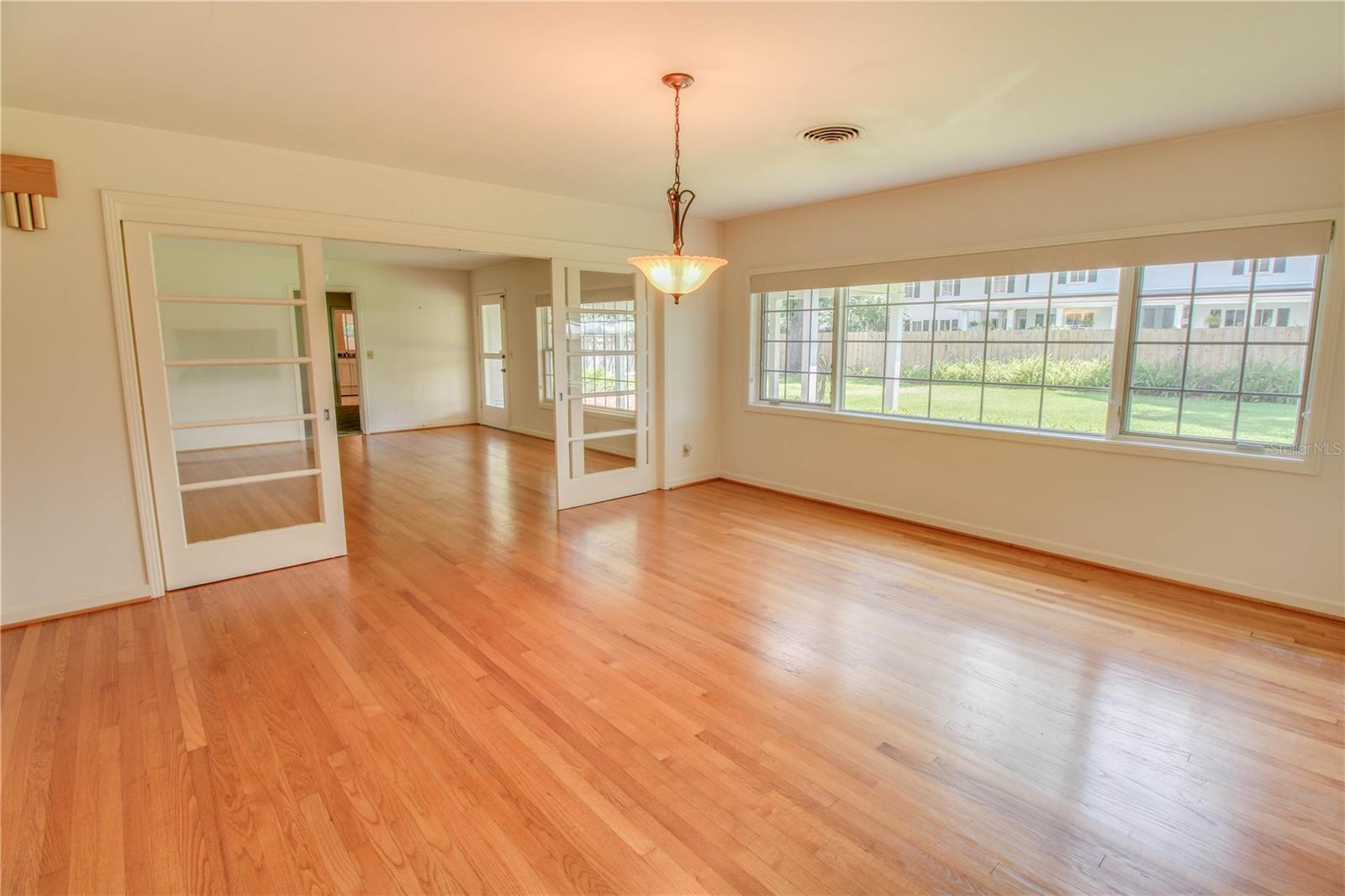 Image 15 of 19 For 1166 Palmer Avenue