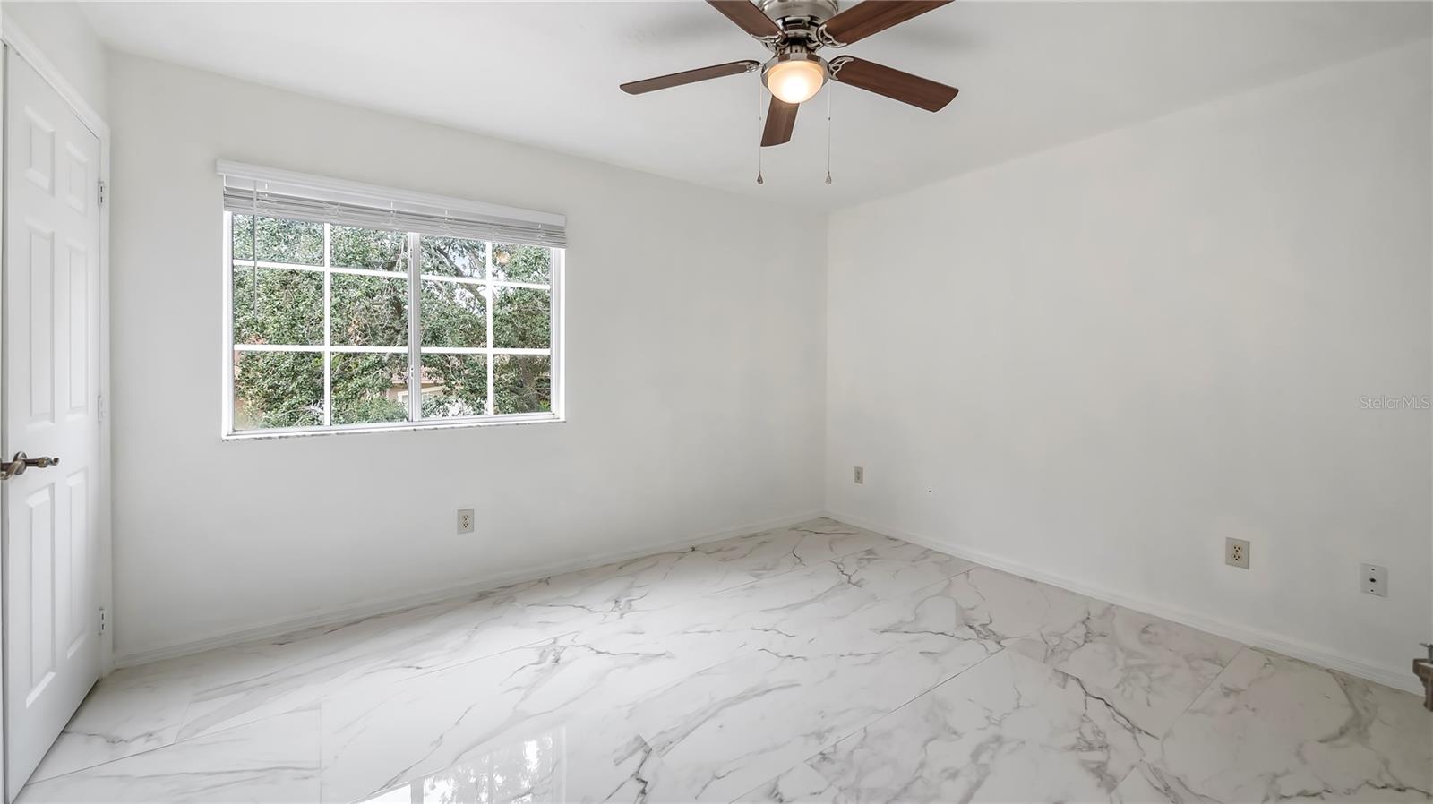 Image 10 of 40 For 7843 Saint Andrews Circle