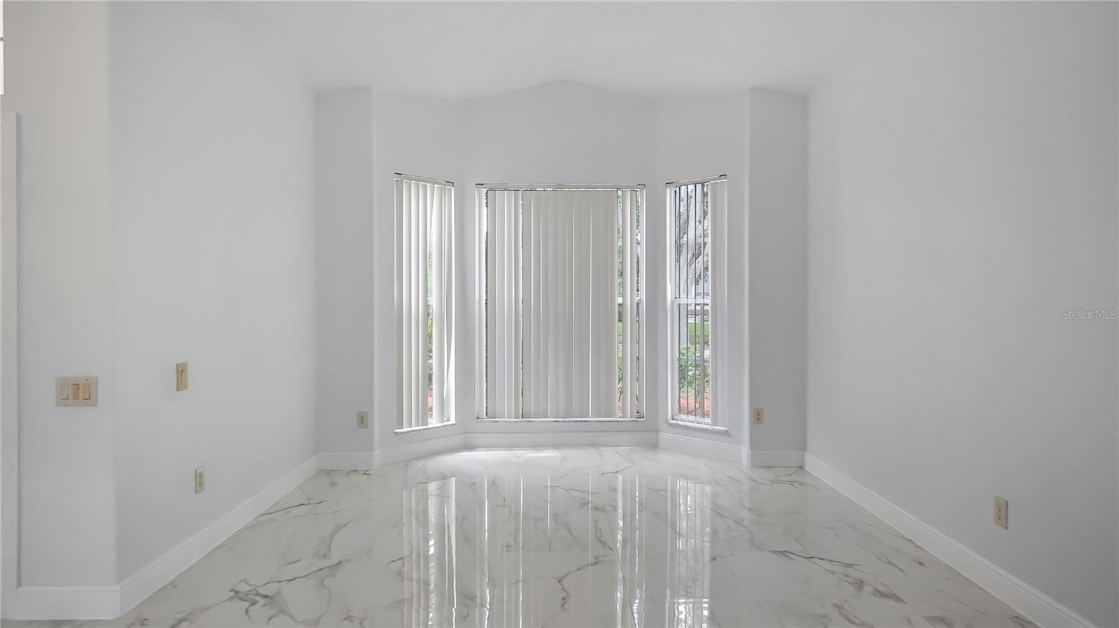 Image 21 of 40 For 7843 Saint Andrews Circle