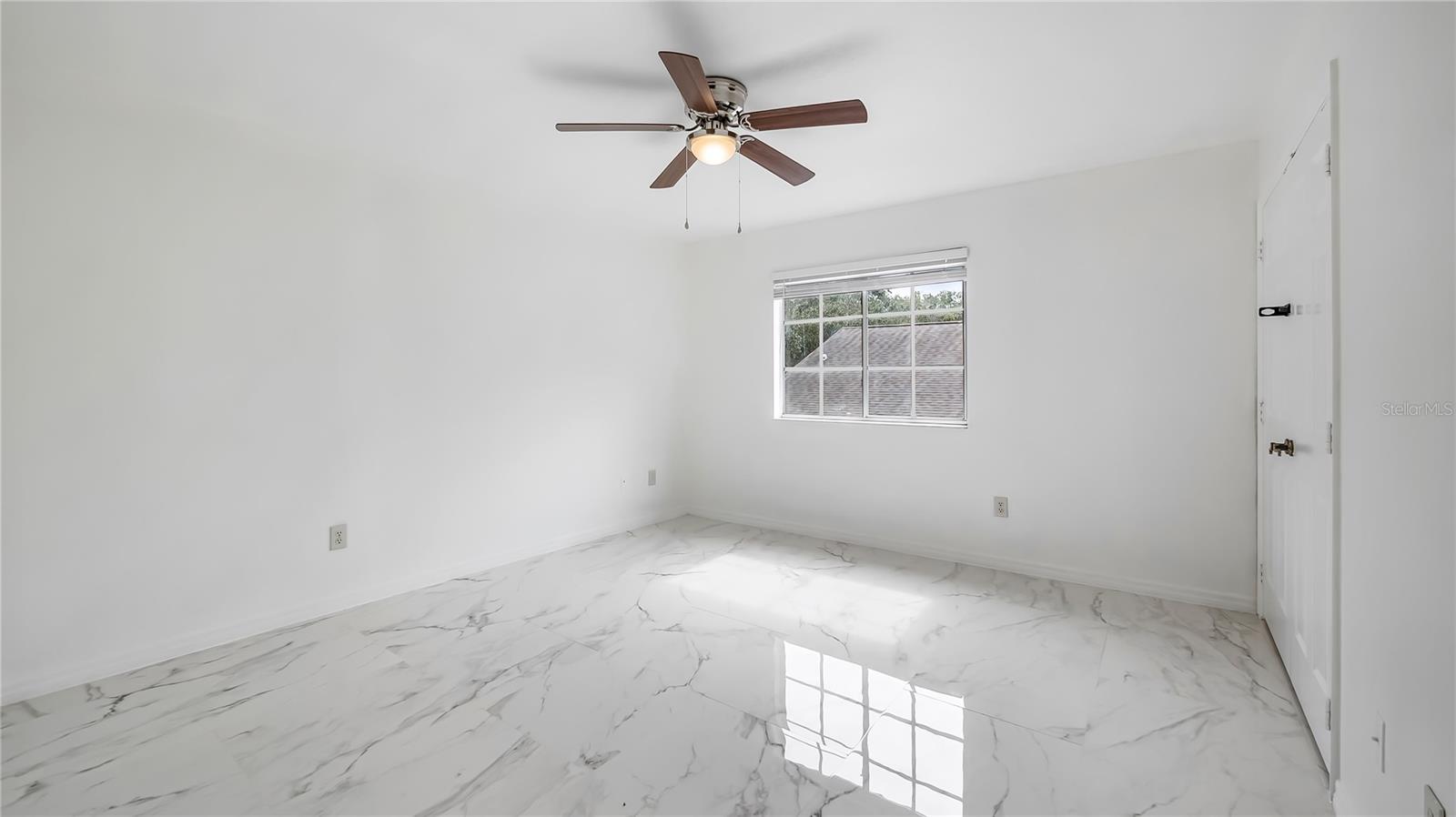 Image 8 of 40 For 7843 Saint Andrews Circle