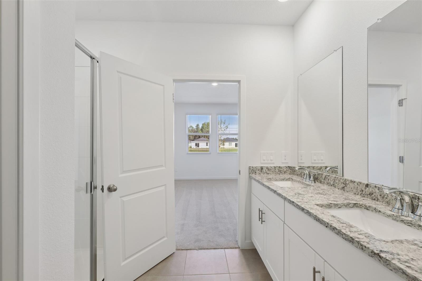 Image 34 of 39 For 17 Dilly Court