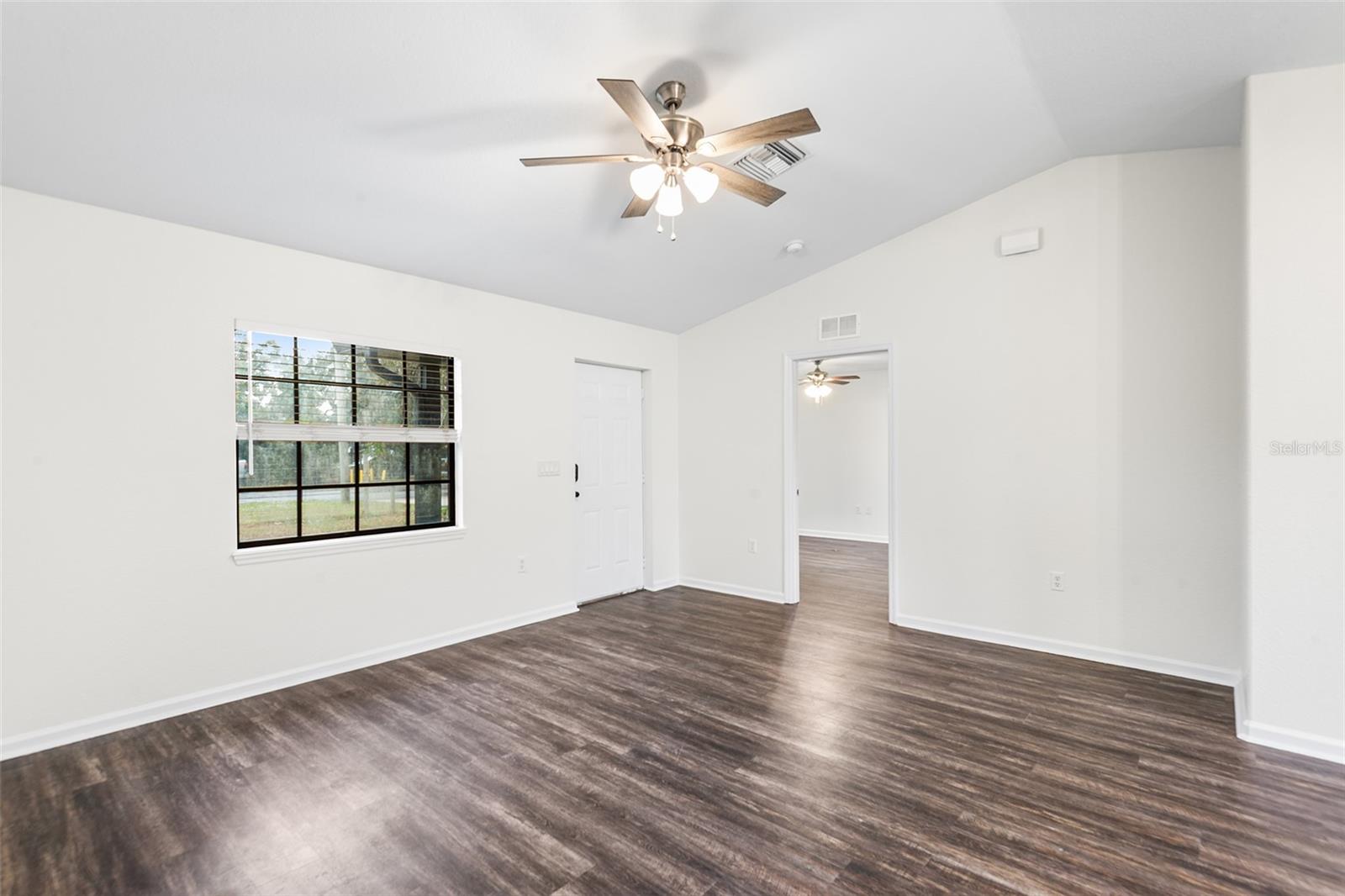 Image 3 of 12 For 418 Hancock Road