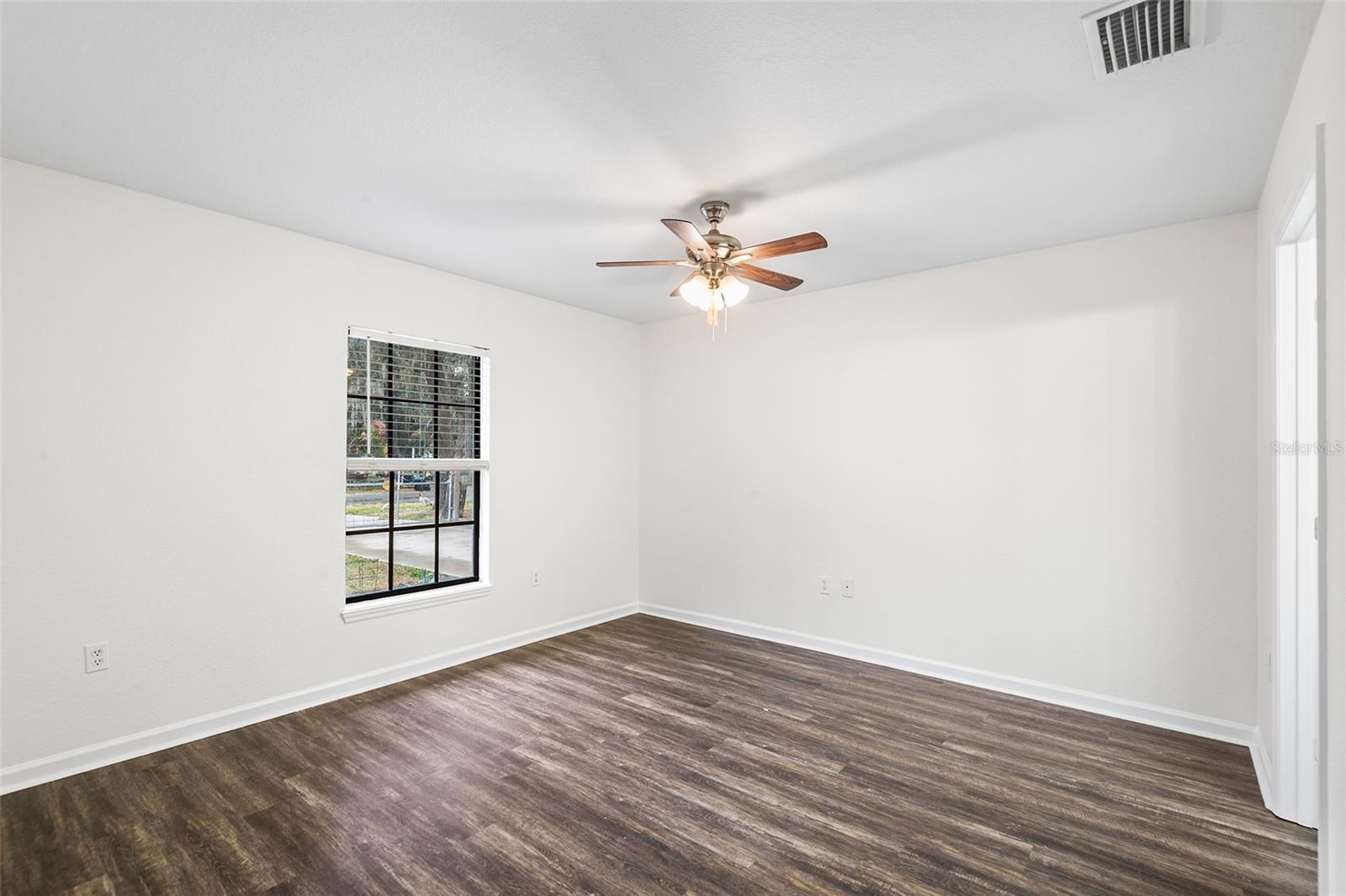 Image 6 of 12 For 418 Hancock Road