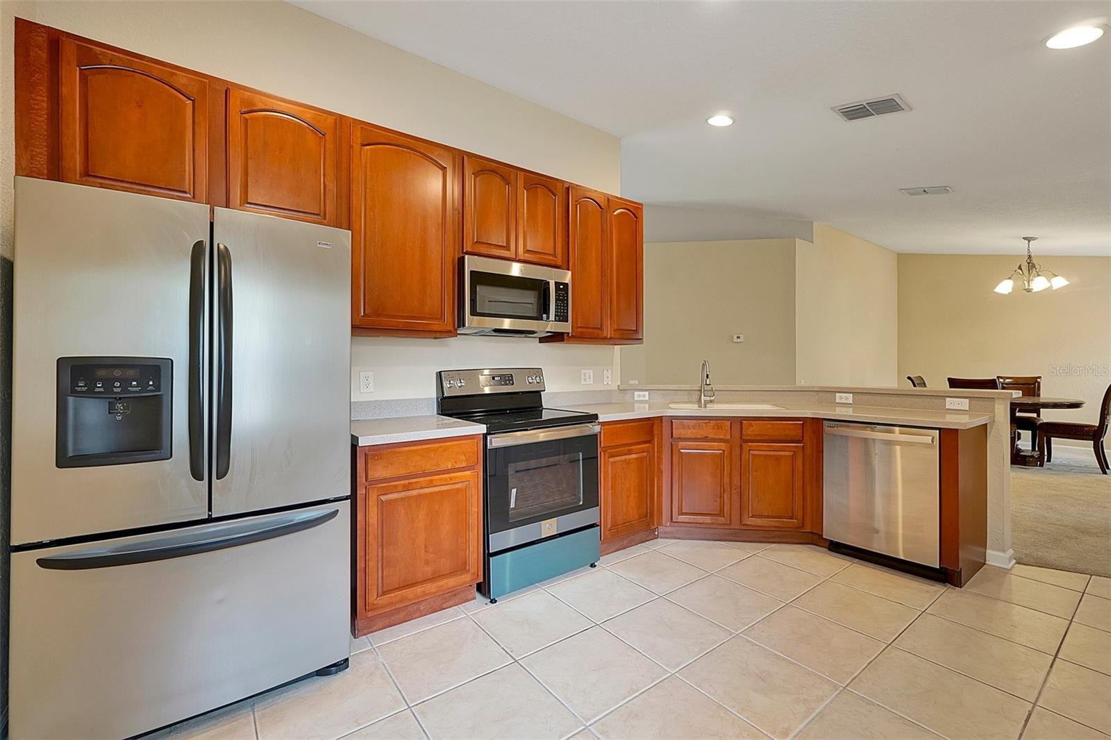 Image 10 of 35 For 6453 Alcalde Court 105
