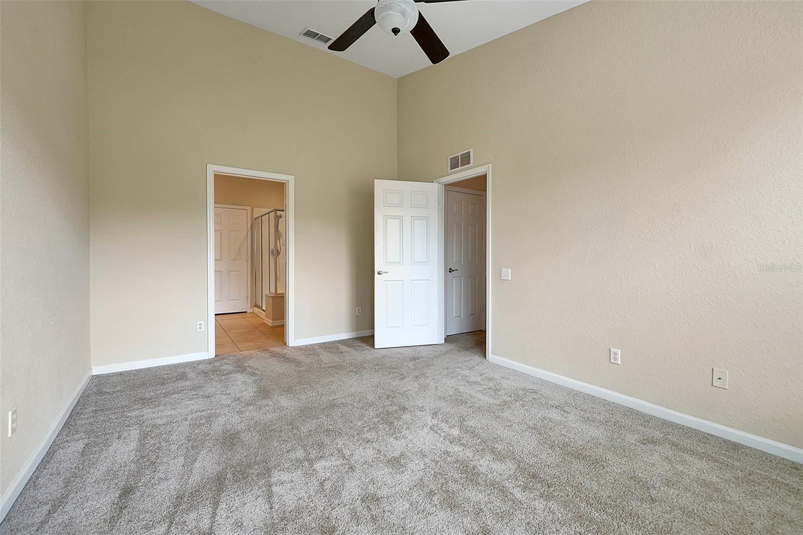 Image 18 of 35 For 6453 Alcalde Court 105