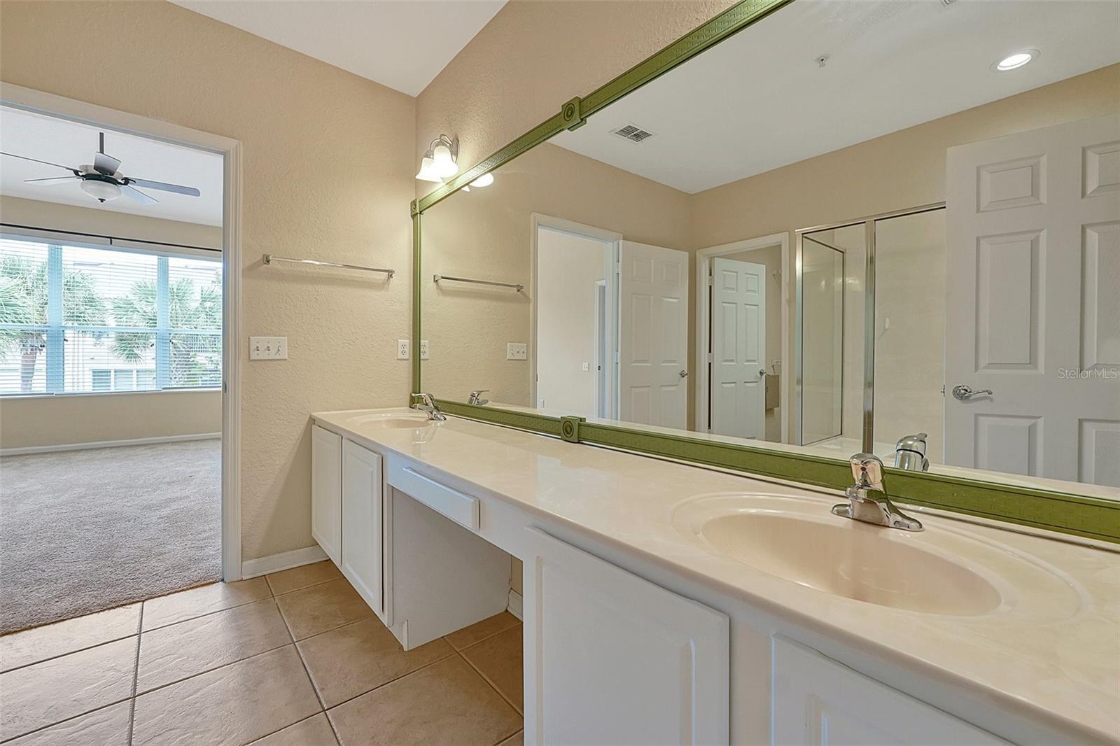 Image 21 of 35 For 6453 Alcalde Court 105