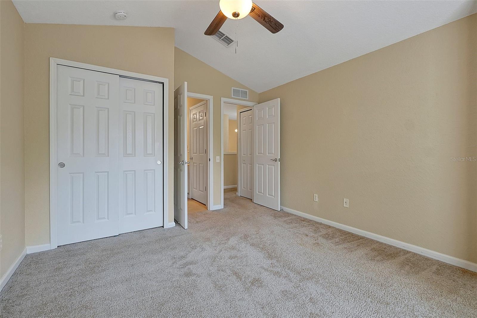 Image 22 of 35 For 6453 Alcalde Court 105