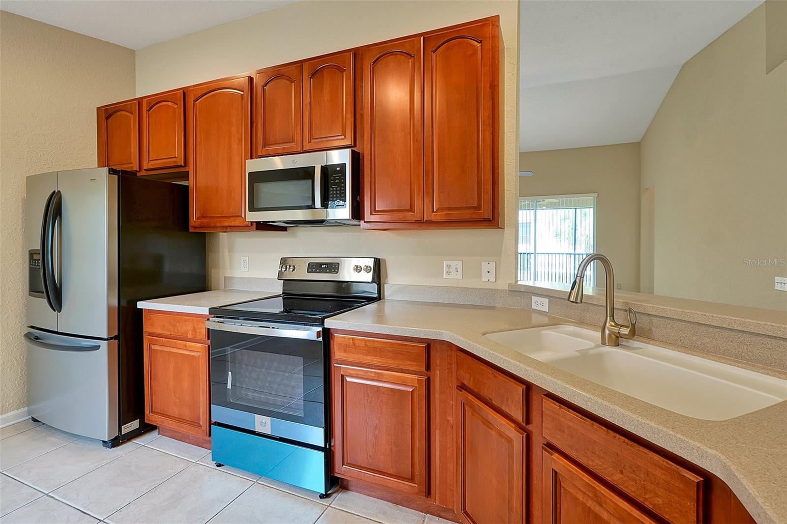 Image 9 of 35 For 6453 Alcalde Court 105